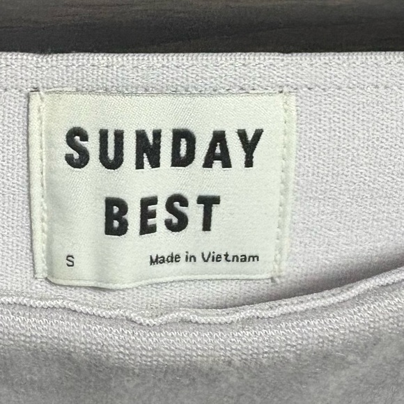 Aritzia - Sunday Best Primrose Skirt - Picture 3 of 6